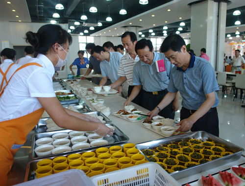 工廠食堂承包如何成功經(jīng)營